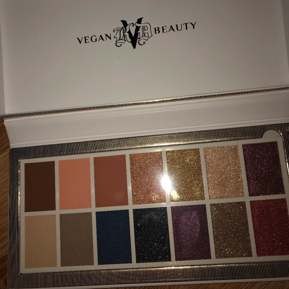 Kat Von D Edge of Reality Palette